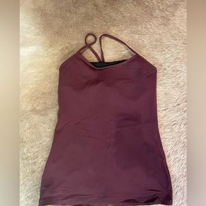 Lululemon Razorback workout tank with built-in sports bra. Size 10